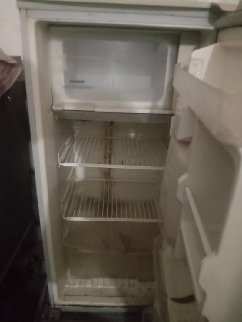 haier fridge 2