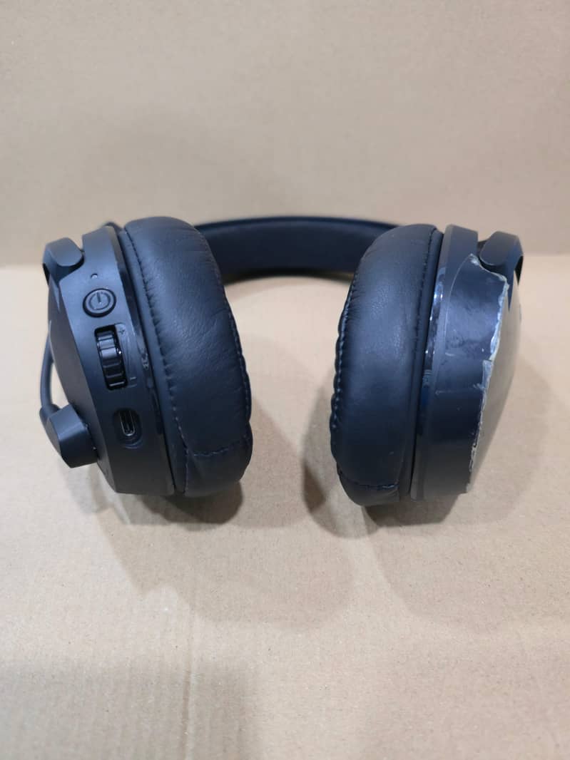  HYPERX WIRELESS GAMING HEADSETS 2