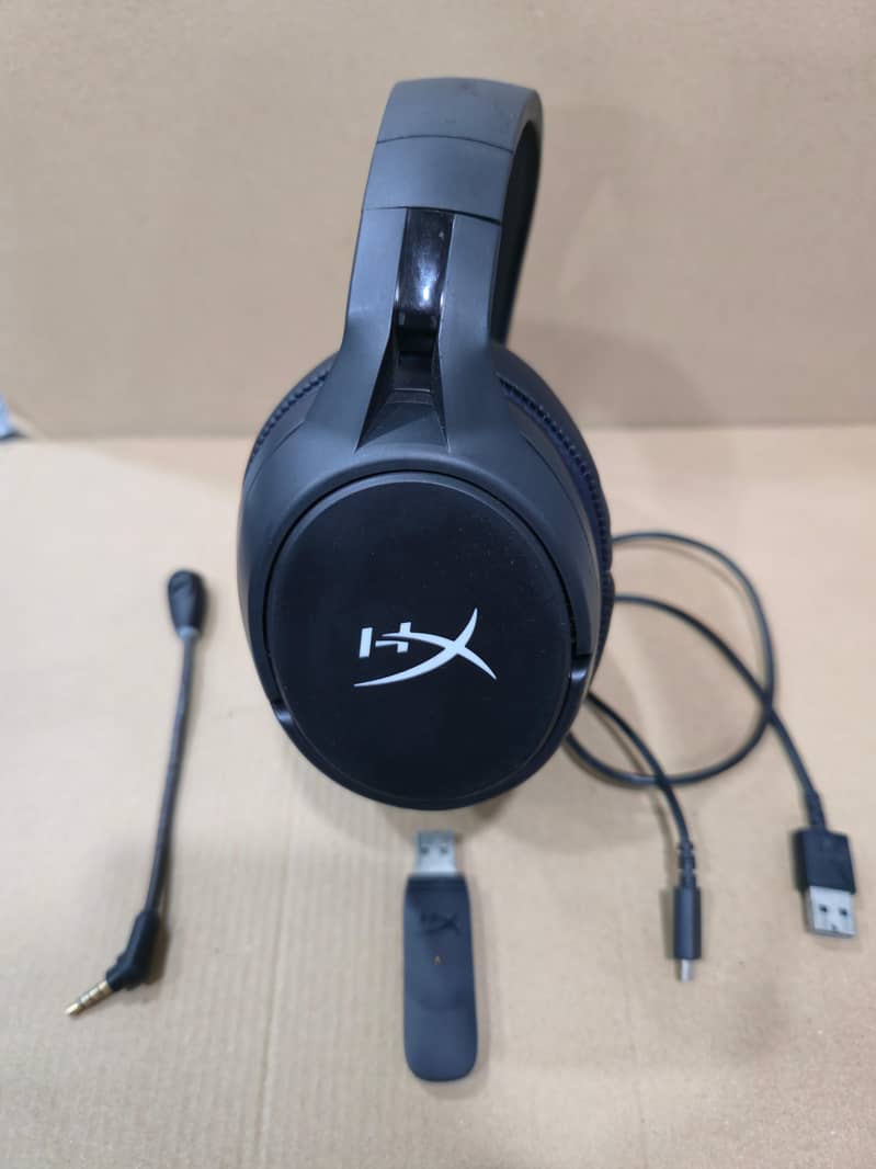  HYPERX WIRELESS GAMING HEADSETS 3