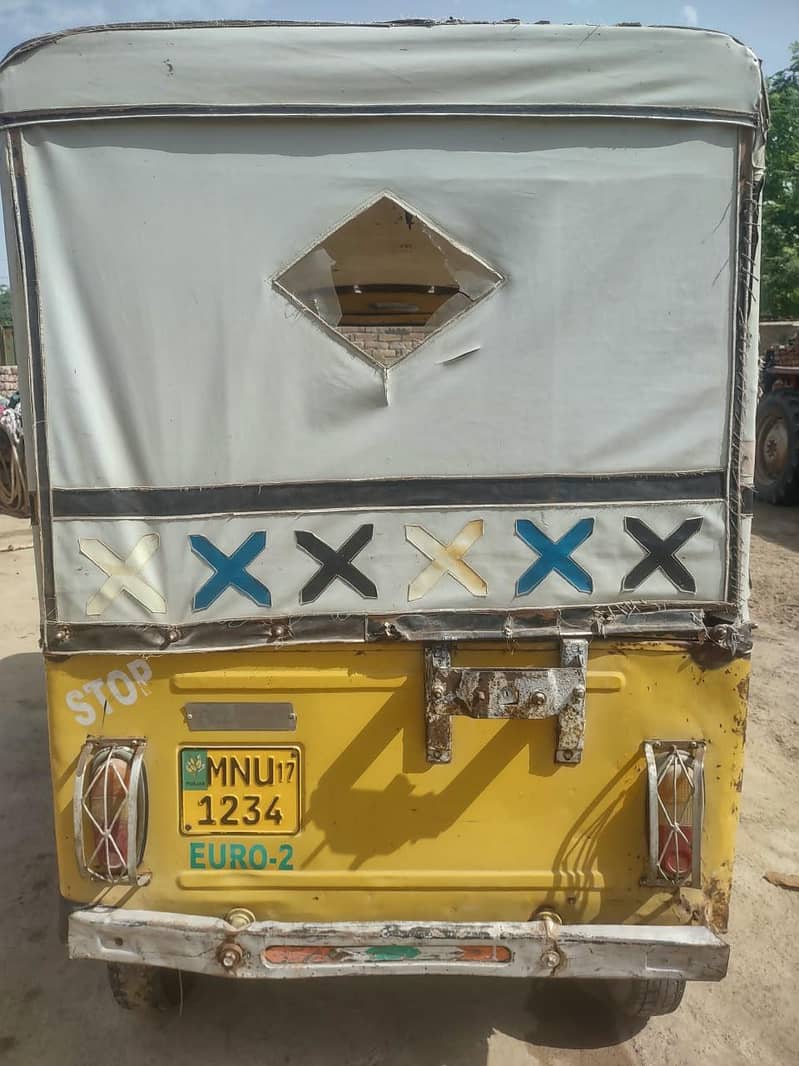 auto rickshaw 3