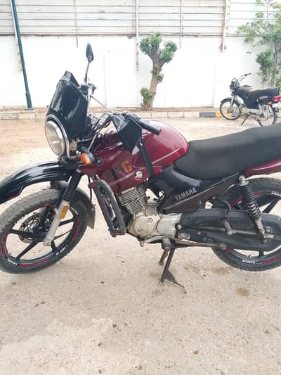 Yamaha ybr 125g