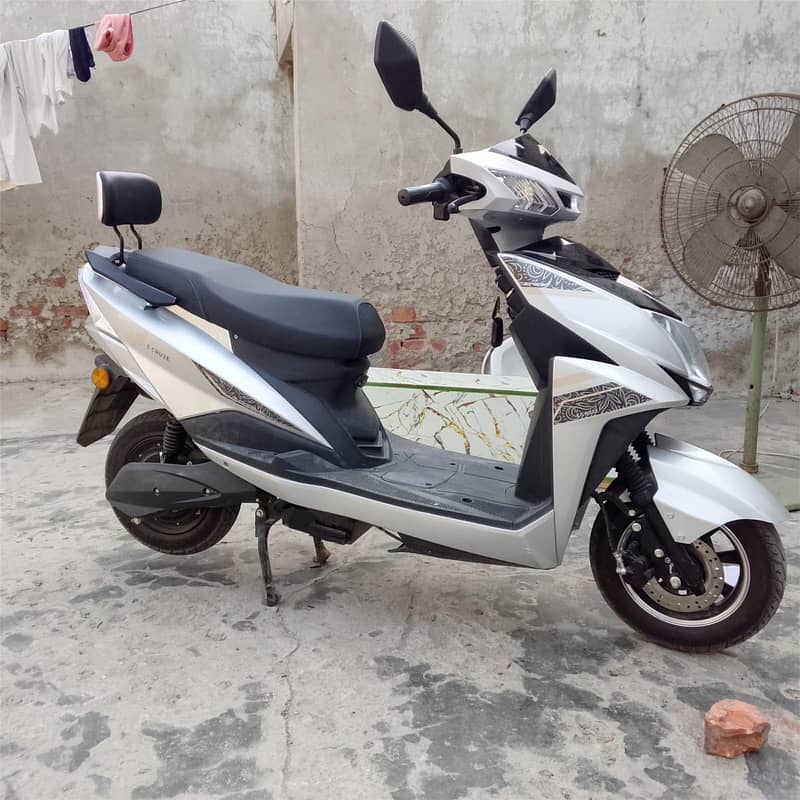 Scooty 2