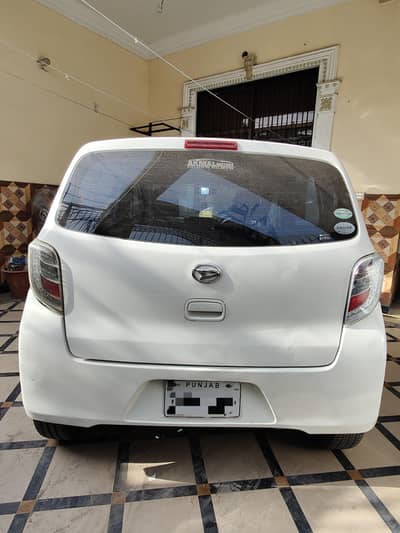 Daihatsu Mira 2017