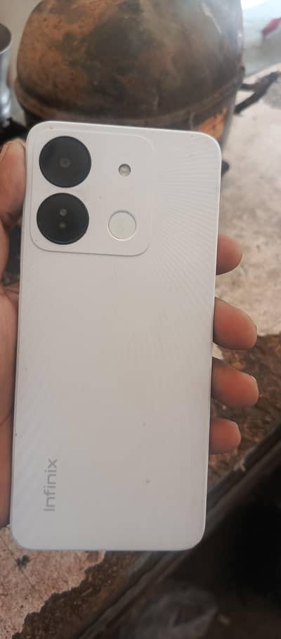 Infinix smart 7HD