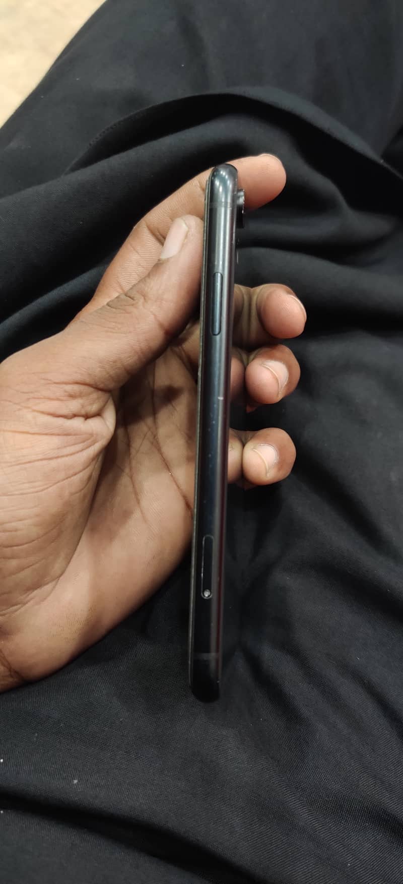 Apple iPhone XR 1