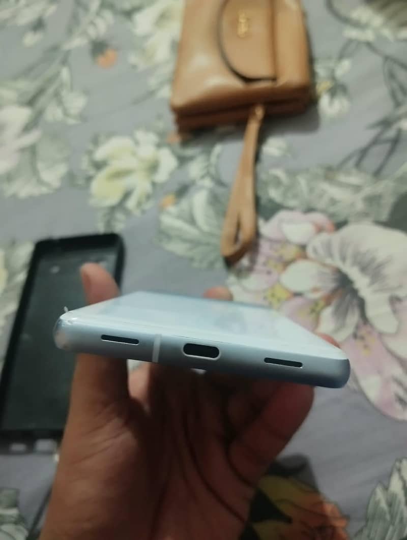 Google Pixel 7a 1