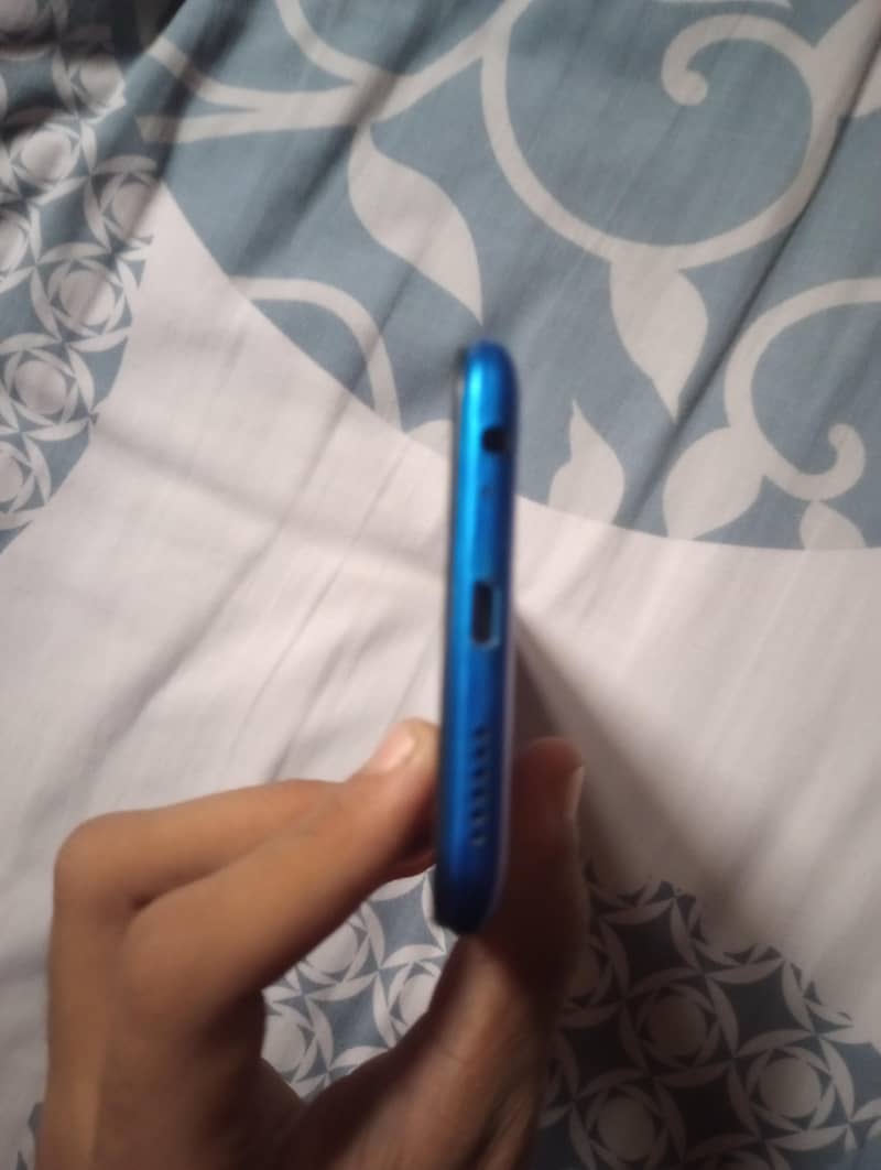 Tecno Spark 5 Pro 4