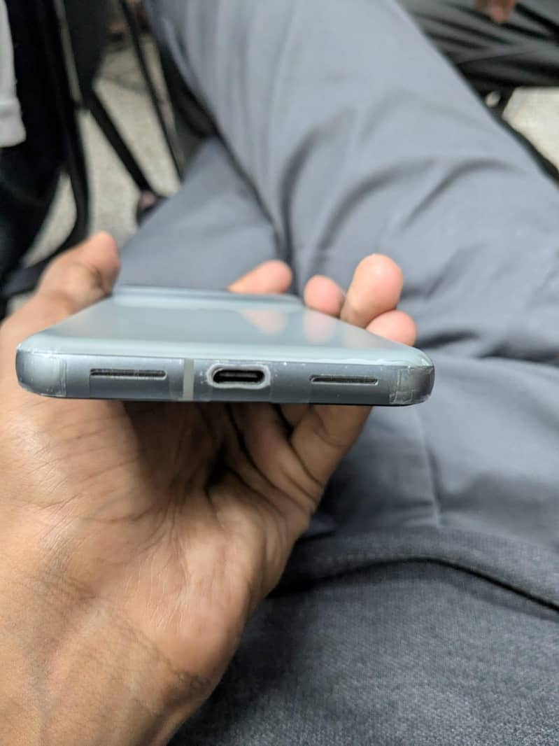 Google Pixel 8a 2