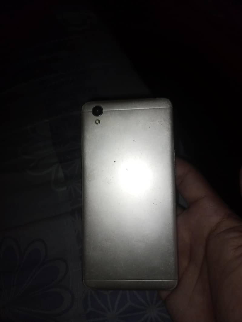 OPPO A37m 0