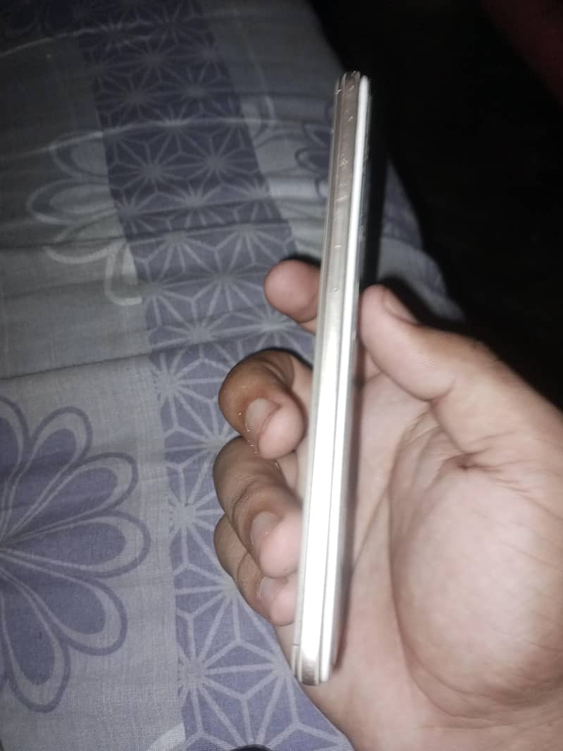 OPPO A37m 3
