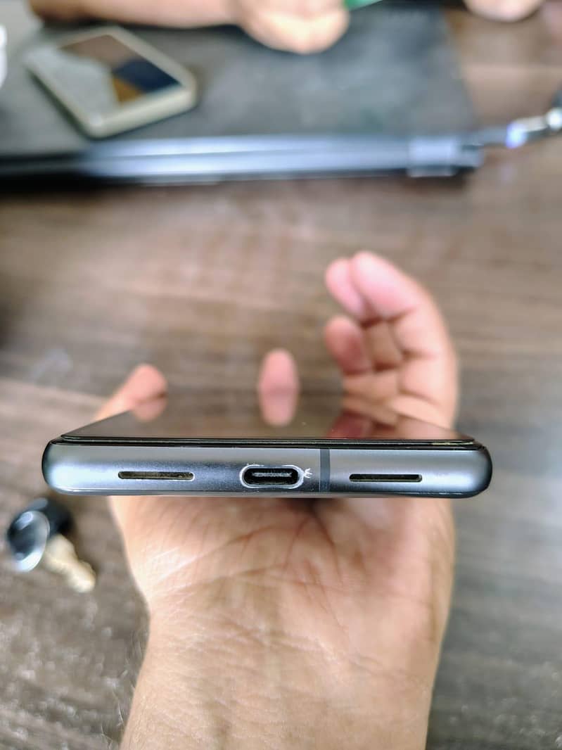 Google Pixel 7 3