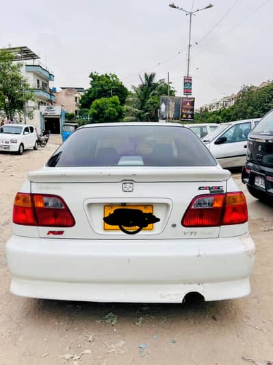 Honda Civic VTi Oriel