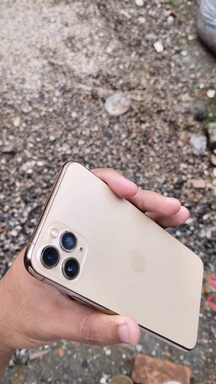 Apple iPhone 11 2
