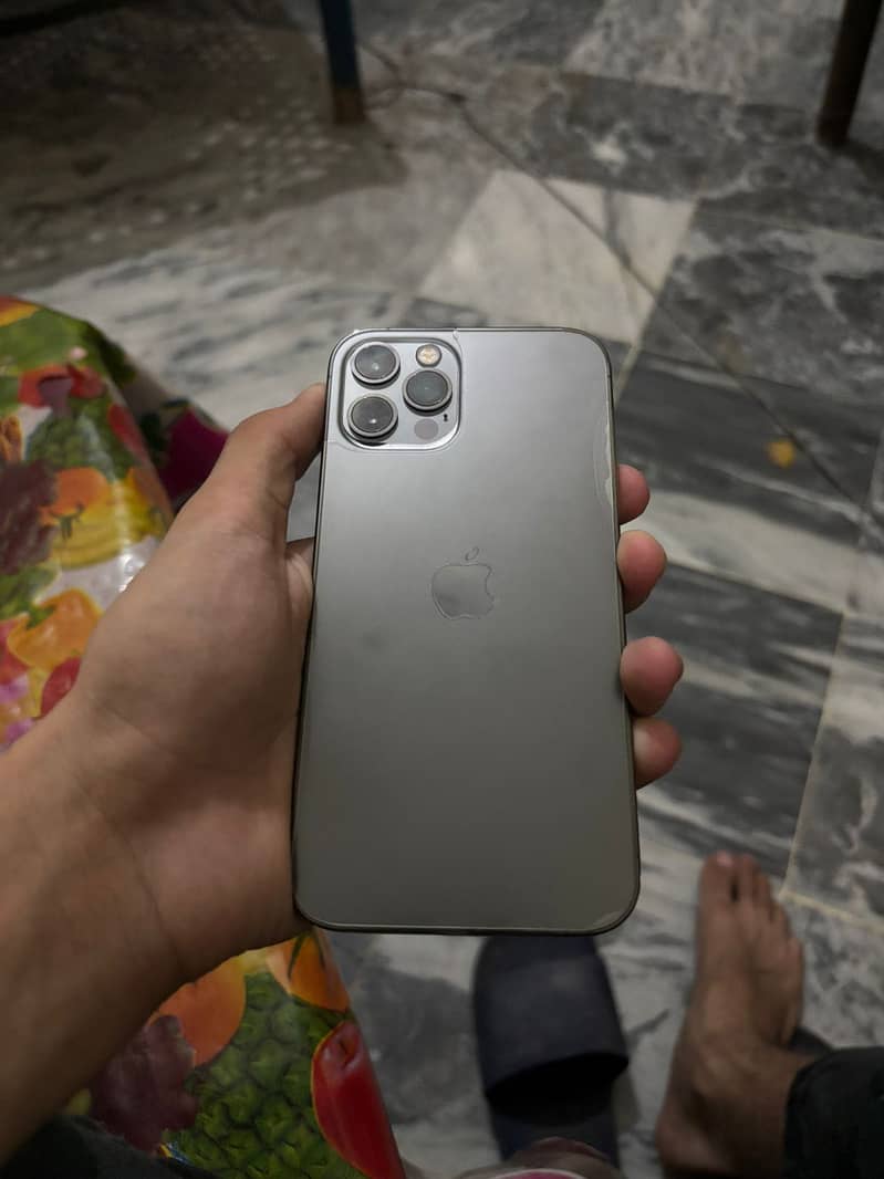 Apple iPhone 12 Pro 2