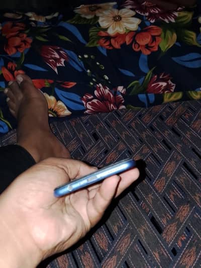 Vivo V20