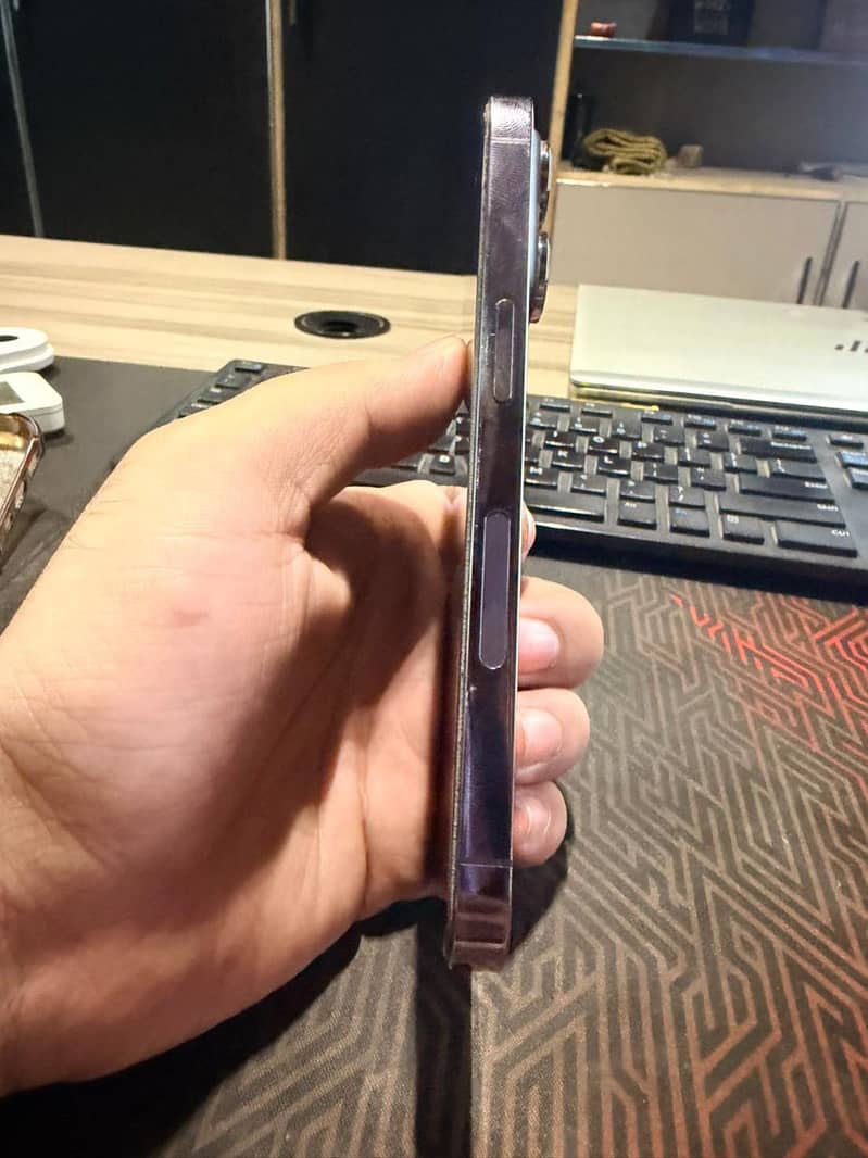 Apple iPhone 14 Pro 1