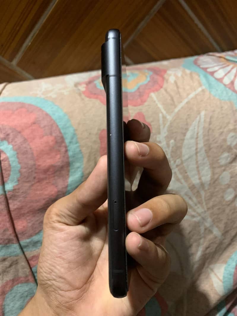 Google Pixel 8 3