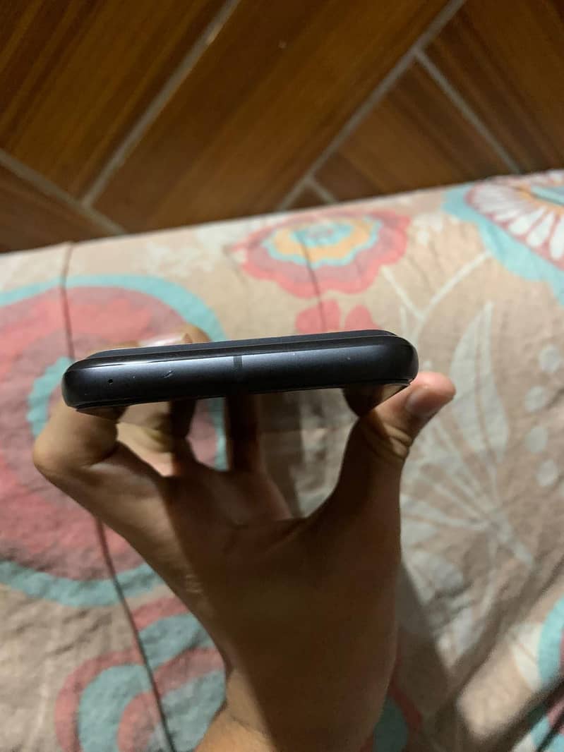Google Pixel 8 5
