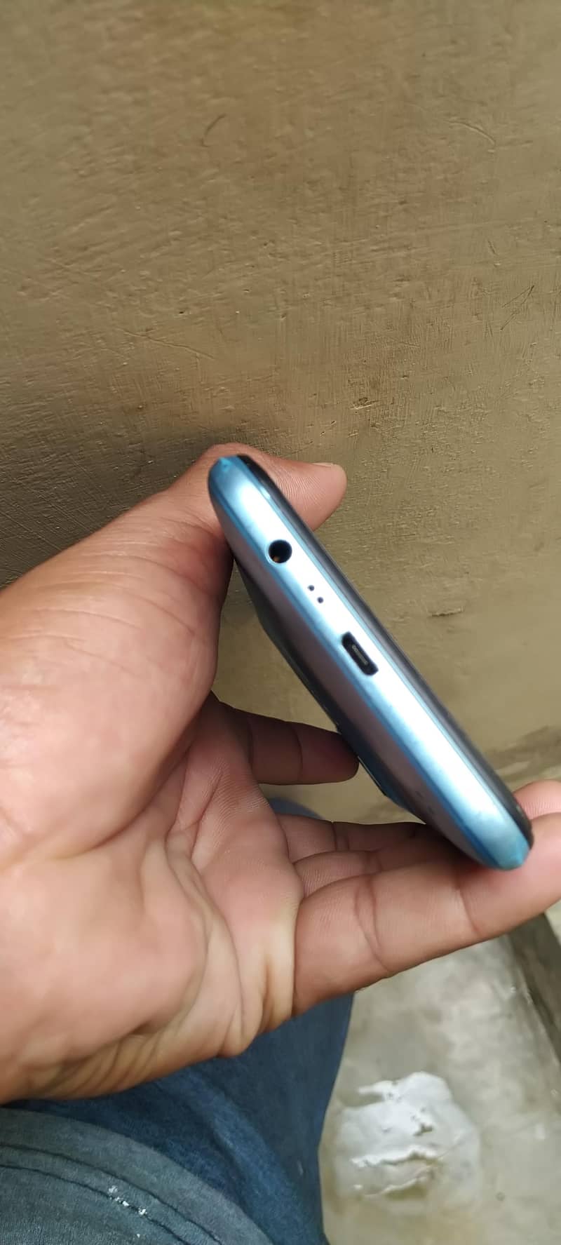 Realme C12 3