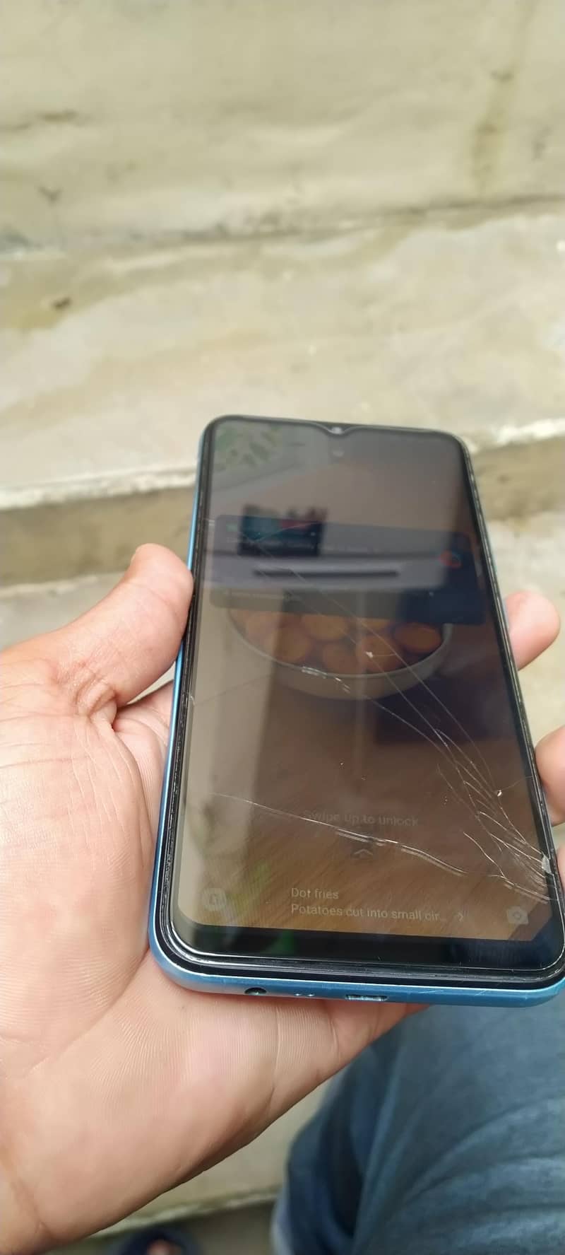 Realme C12 4