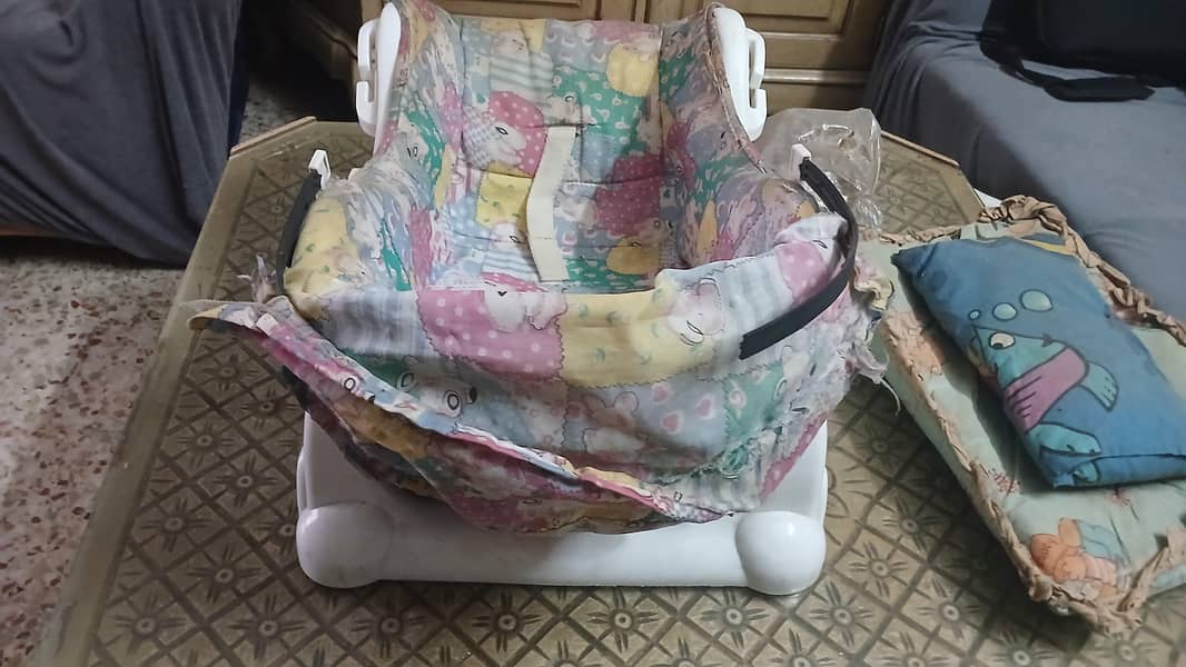 Carry Cot & Swing 0