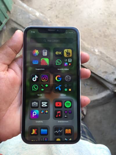 Apple iPhone XR