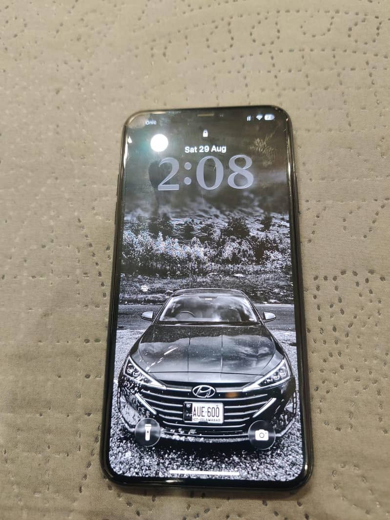 Apple iPhone 11 Pro Max 1