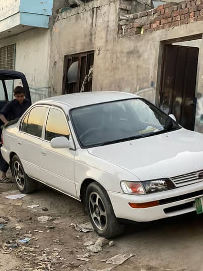 Toyota Corolla XE 2001