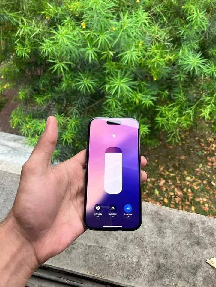 Apple iPhone 15 5