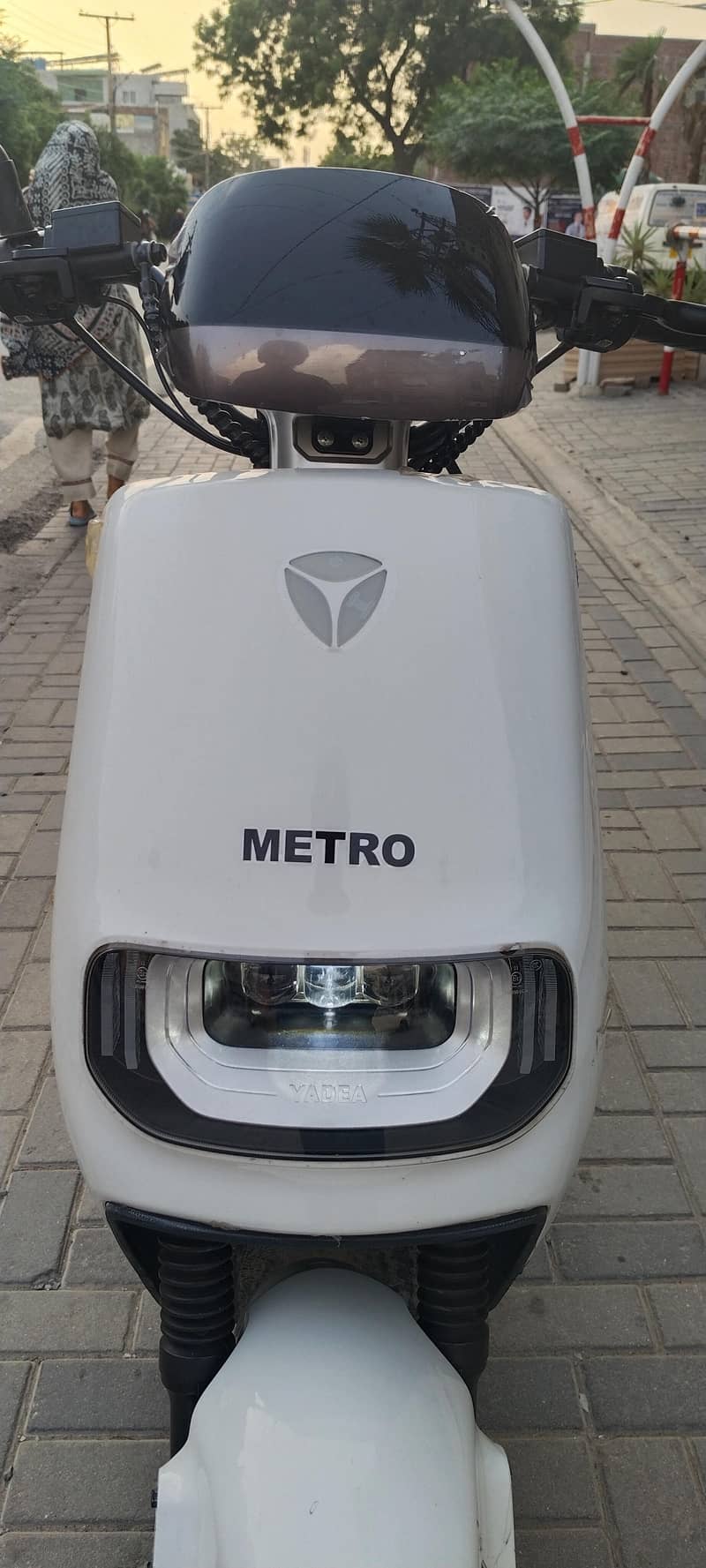 Metro E8ES pro 1