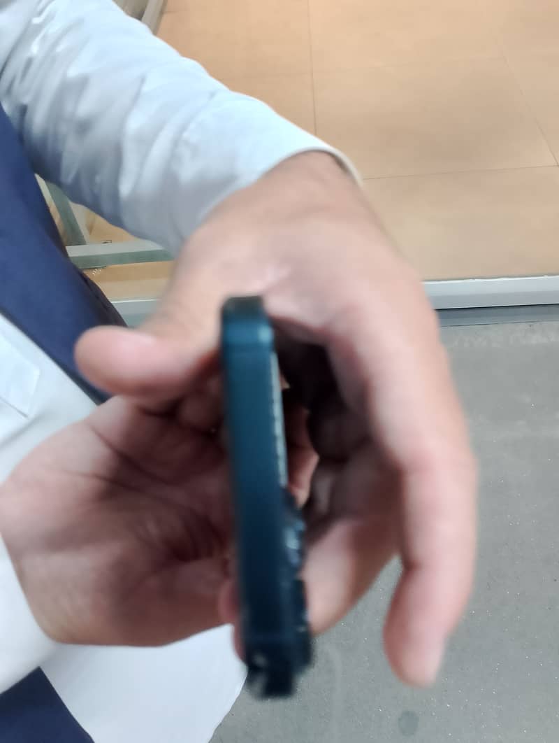 Apple iPhone 14 2