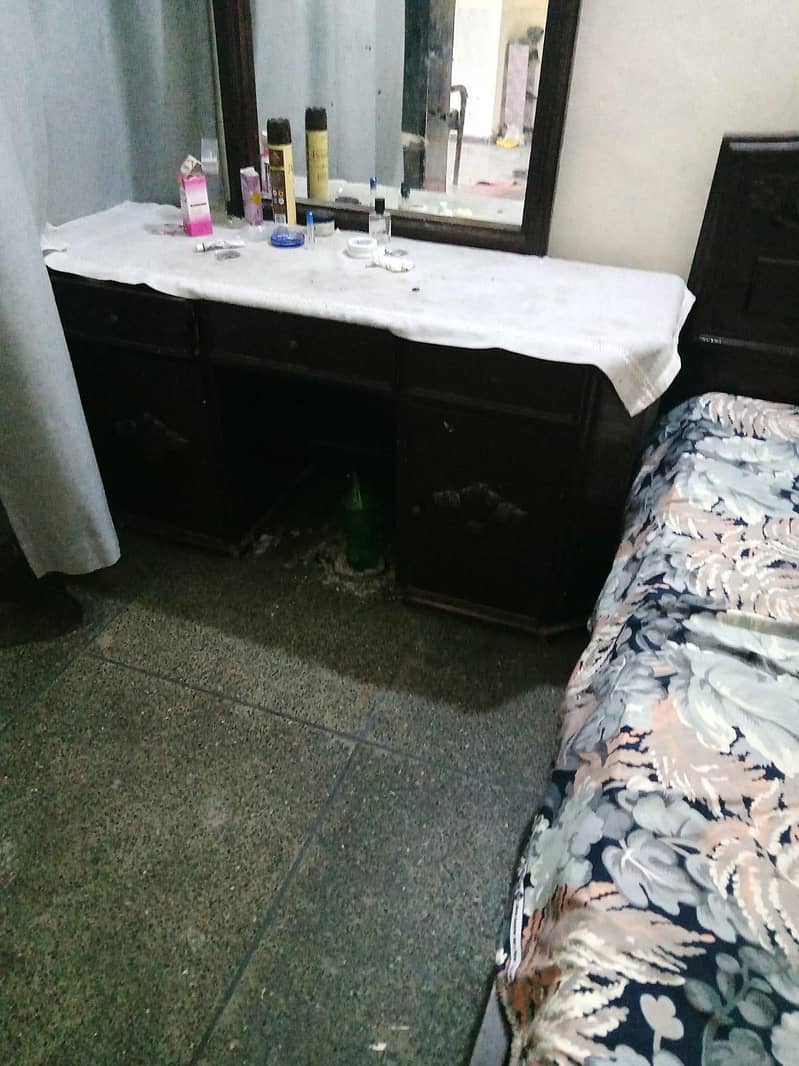 bed set dressing side table etc . 1