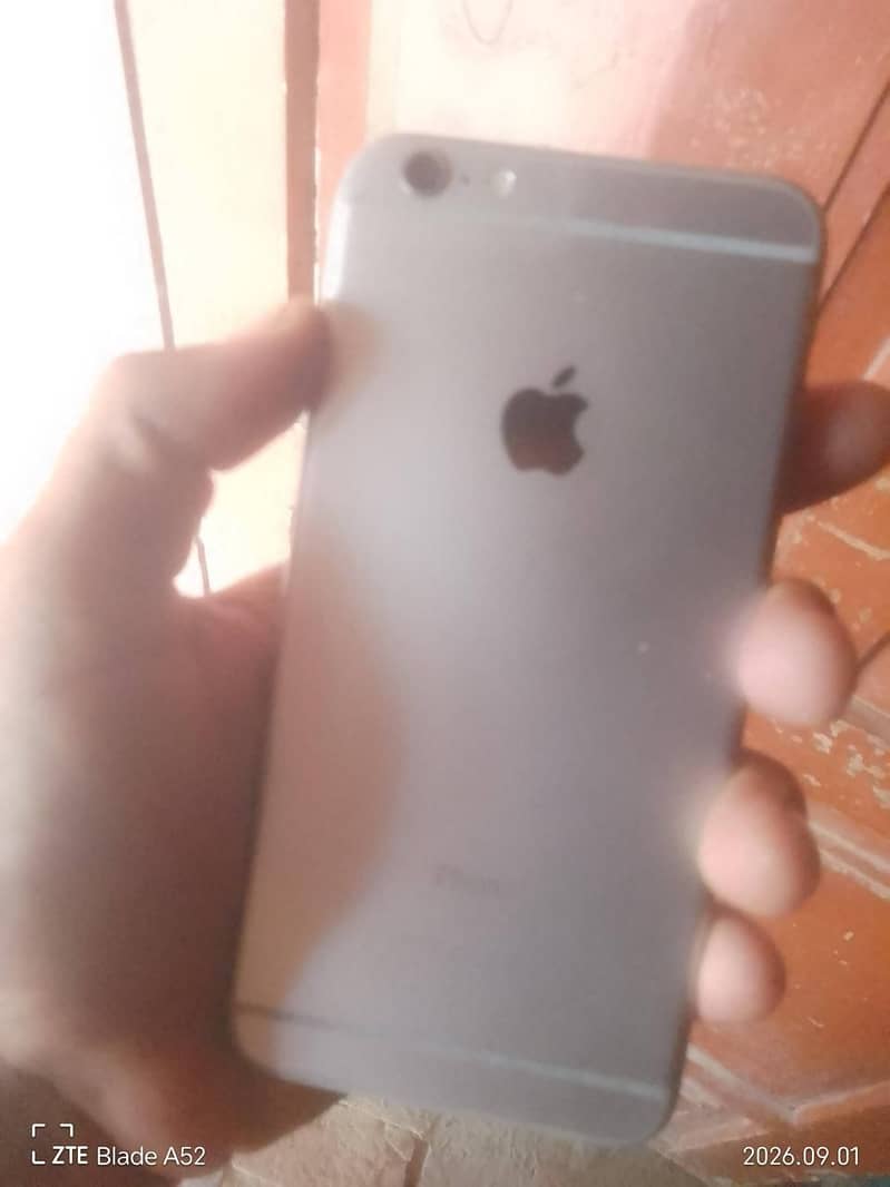 Apple iPhone 6 Plus 2