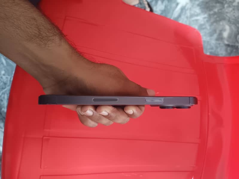 Apple iPhone 14 Pro Max 0