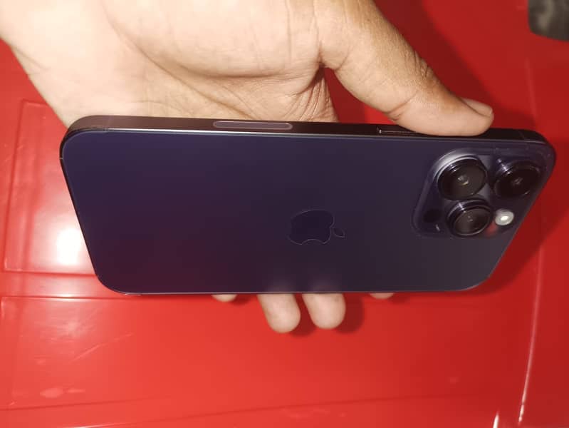 Apple iPhone 14 Pro Max 4