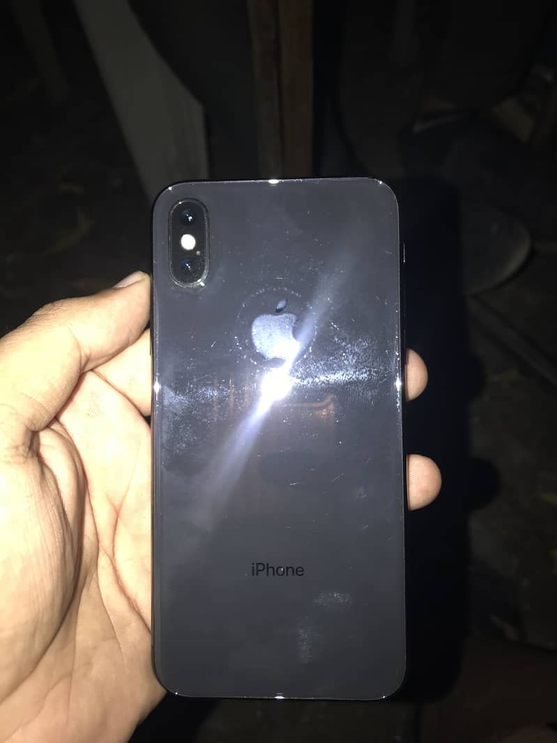 Apple iPhone XS 3