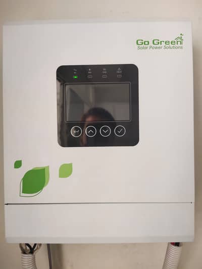 6kw Hybrid inverter with 2 year replacement wurrenty