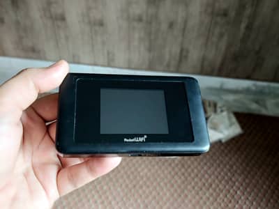 Pocket Wifi 601HW 4G LTE Device Unlocked in good condition!