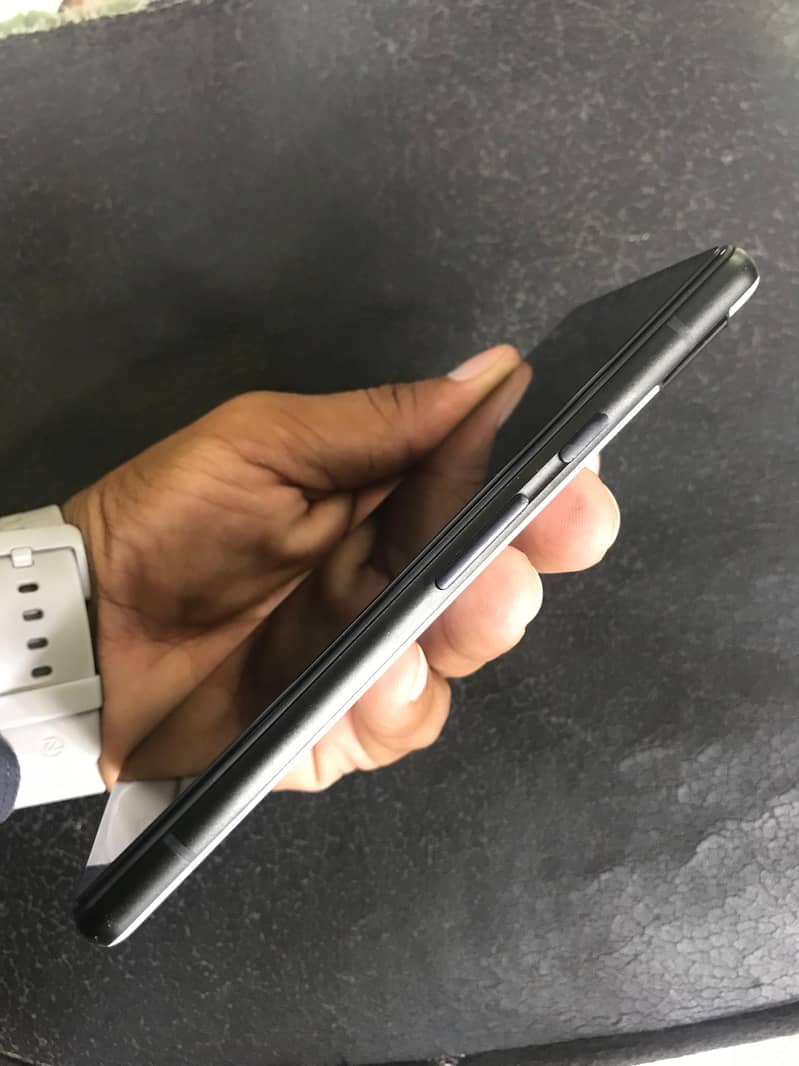 Google Pixel 6a 5