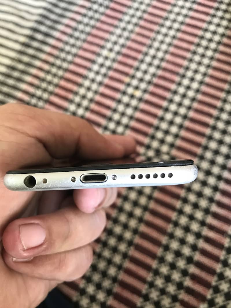 Apple iPhone 6 2
