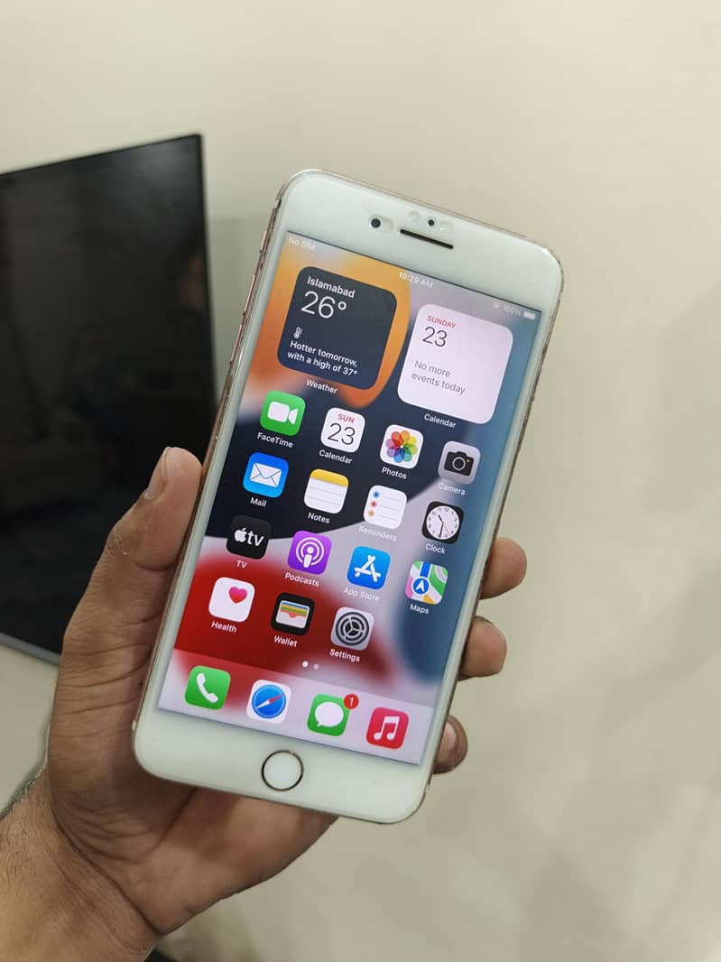 Apple iPhone 7 Plus 2