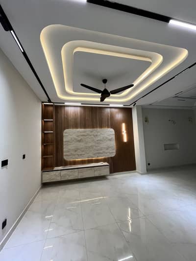 5 Marla Premium Triple-Story House For Sale | 6 Bedrooms | Solid Construction | Premium Woodwork. Water Boring