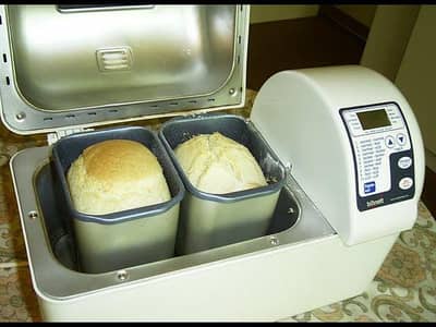 Bifinett automatic bread maker (model KH 2231)