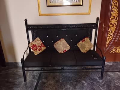 black primium looking sofa with molti foam seats
