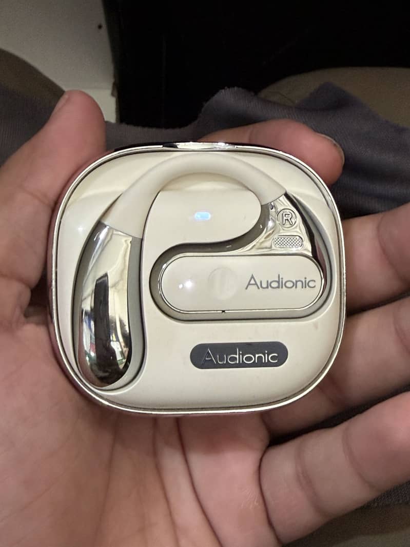 Audionic earbuds 1