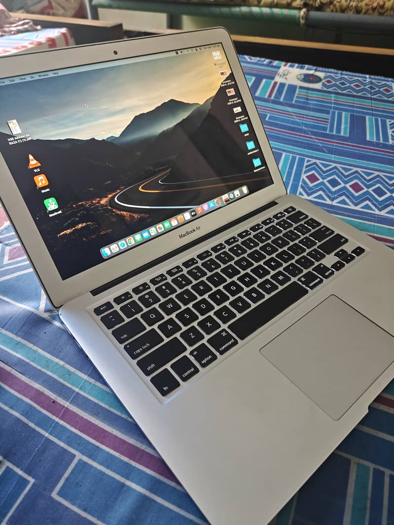 MacBook air 2014 version 1