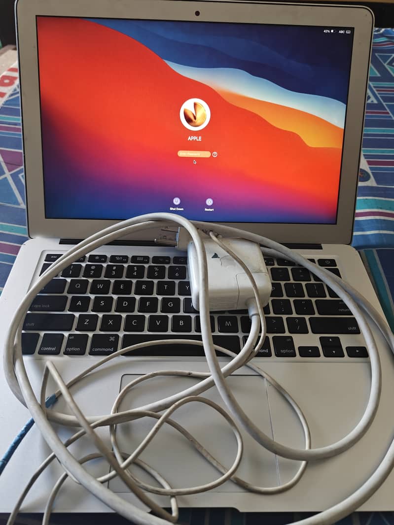 MacBook air 2014 version 4