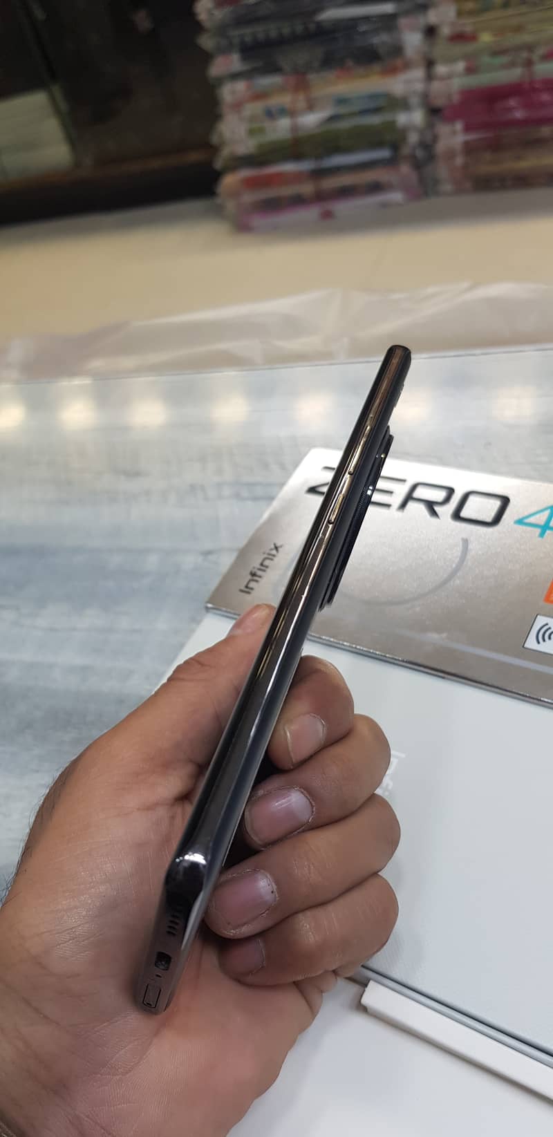 Infinix zero 40 1