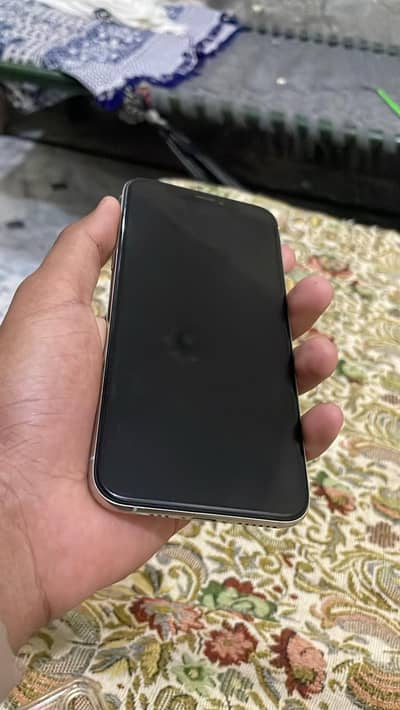 Apple iPhone XS