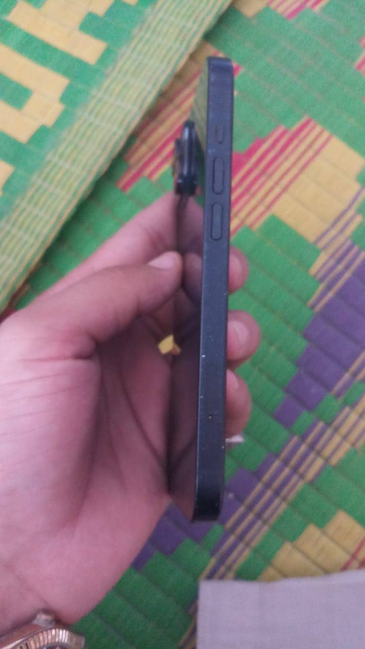Apple iPhone 14 2